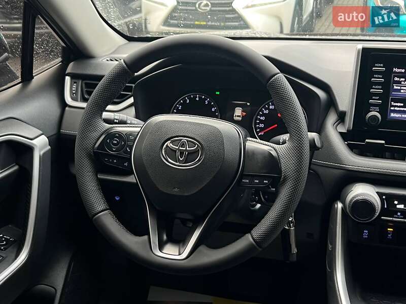 Внедорожник / Кроссовер Toyota RAV4 2019 в Ивано-Франковске