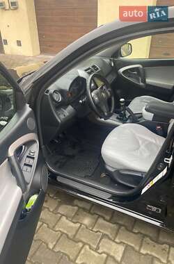 Внедорожник / Кроссовер Toyota RAV4 2007 в Измаиле