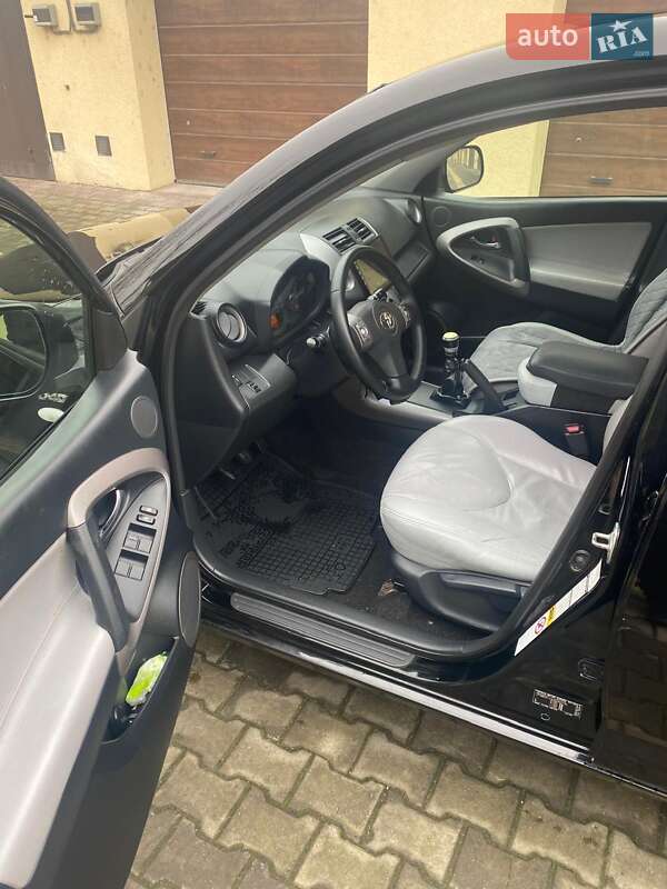Внедорожник / Кроссовер Toyota RAV4 2007 в Измаиле