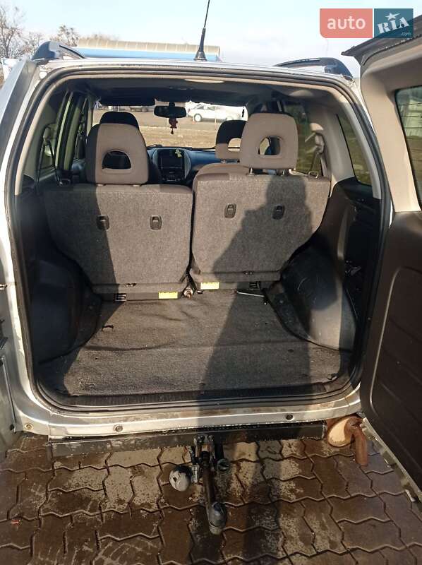 Позашляховик / Кросовер Toyota RAV4 2004 в Володимирі
