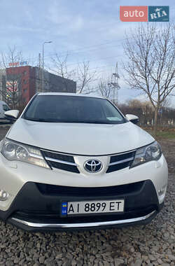 Внедорожник / Кроссовер Toyota RAV4 2013 в Вишневом