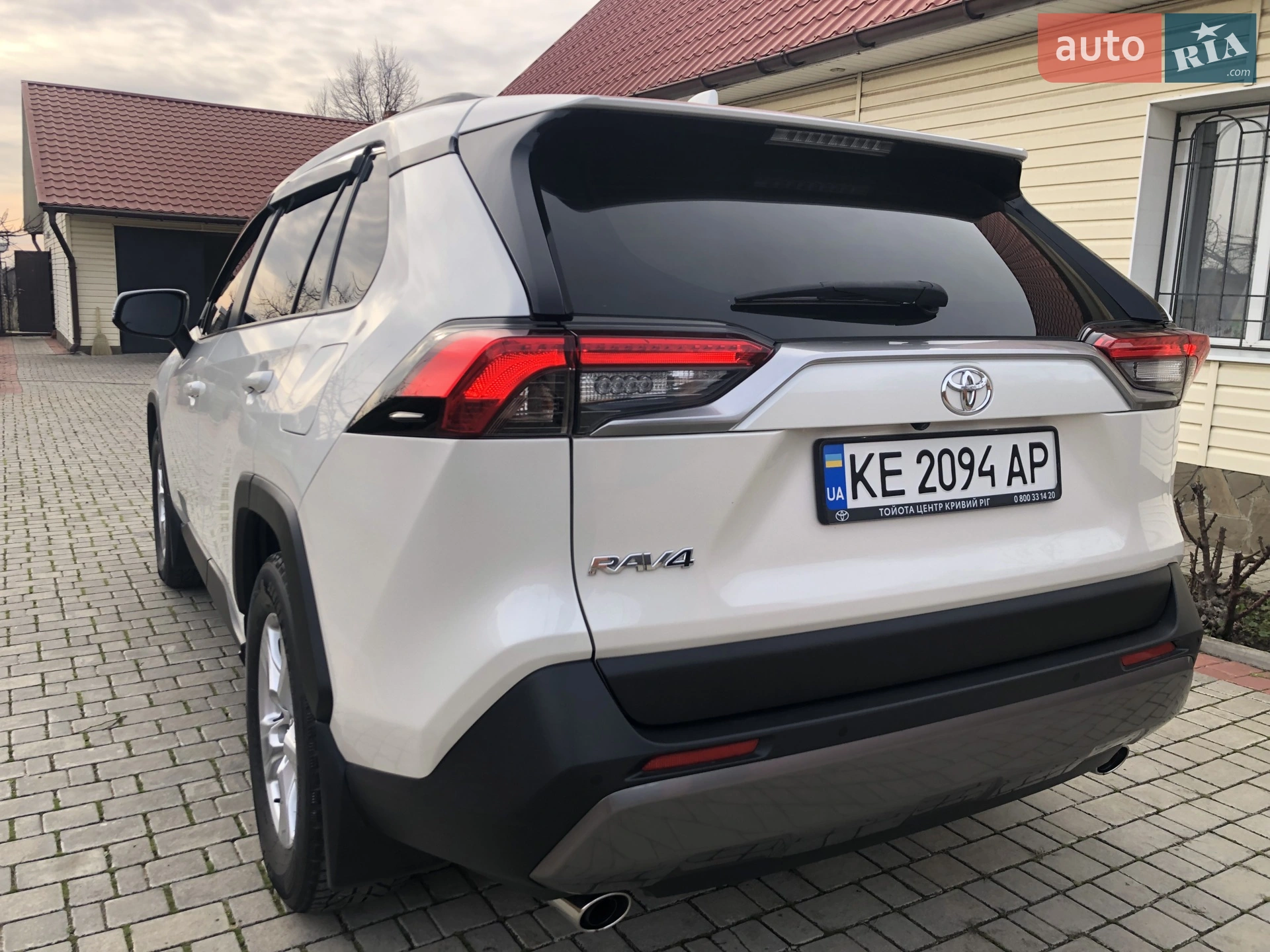 2019 Toyota RAV 4 - мініатюра 22