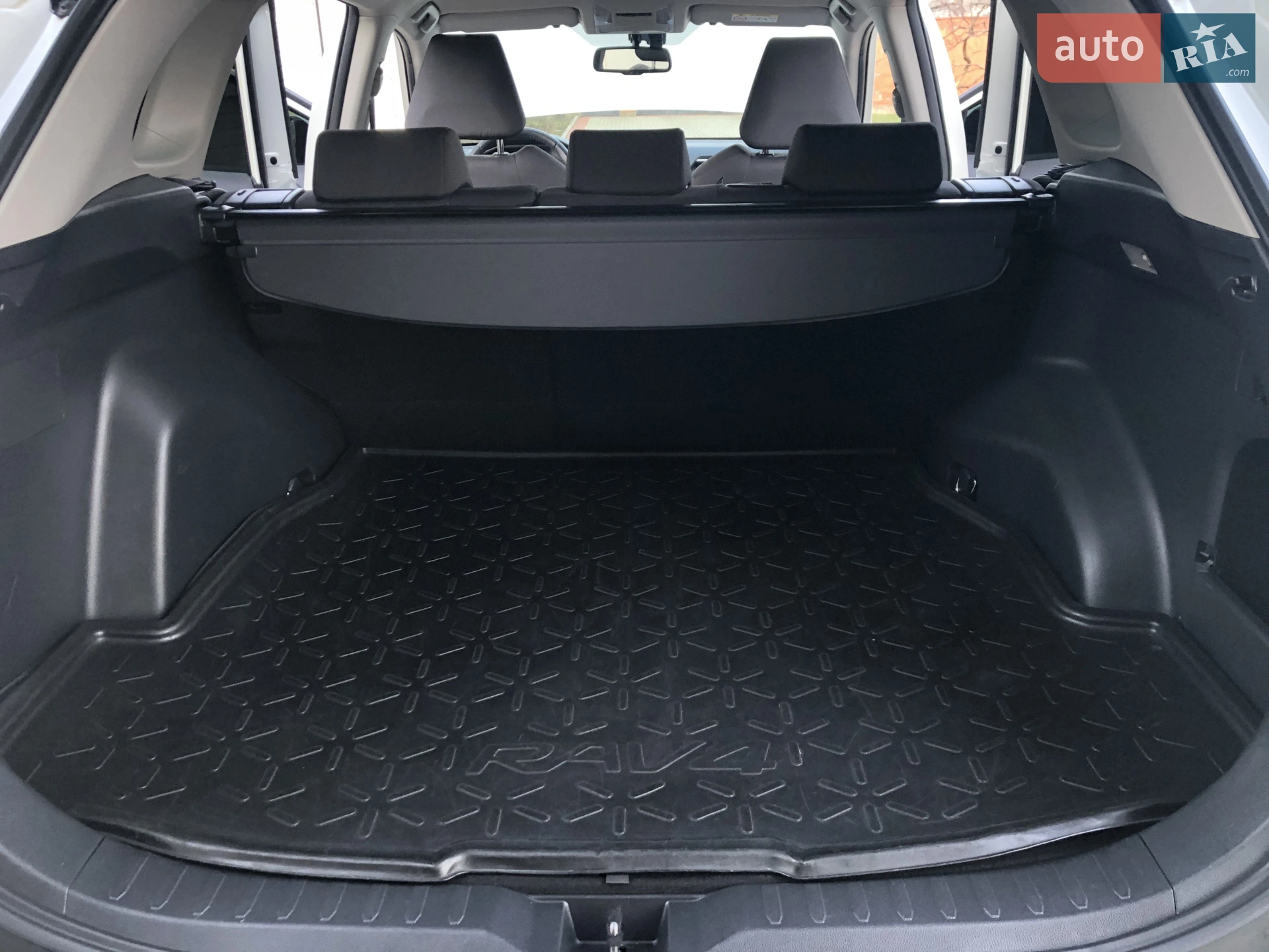 2019 Toyota RAV 4 - мініатюра 68