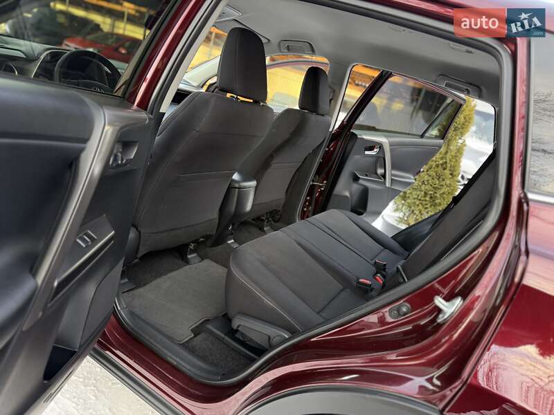 Позашляховик / Кросовер Toyota RAV4 2017 в Вінниці