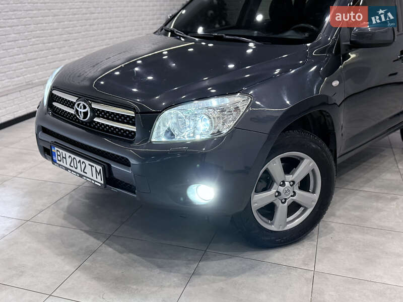 Внедорожник / Кроссовер Toyota RAV4 2007 в Одессе