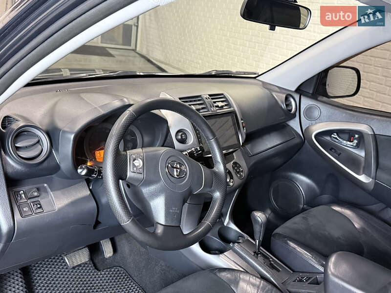 Внедорожник / Кроссовер Toyota RAV4 2007 в Одессе
