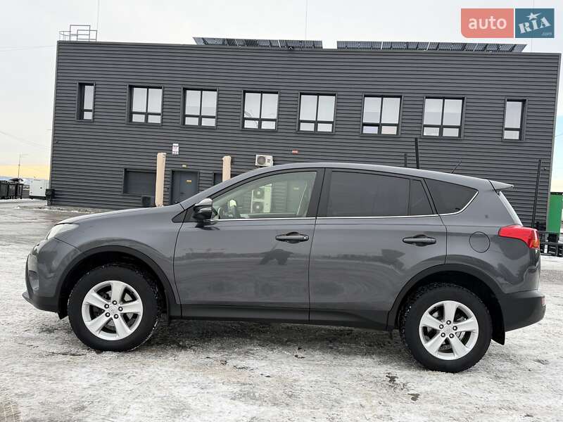 Позашляховик / Кросовер Toyota RAV4 2013 в Києві