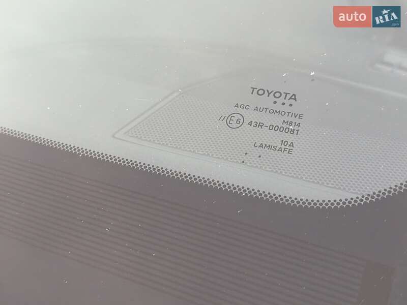 Позашляховик / Кросовер Toyota RAV4 2013 в Києві