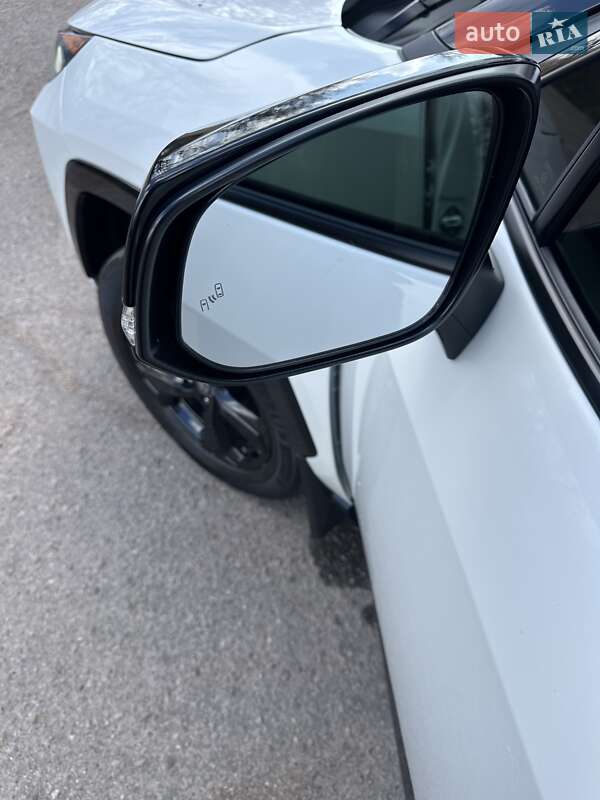 Позашляховик / Кросовер Toyota RAV4 2021 в Одесі