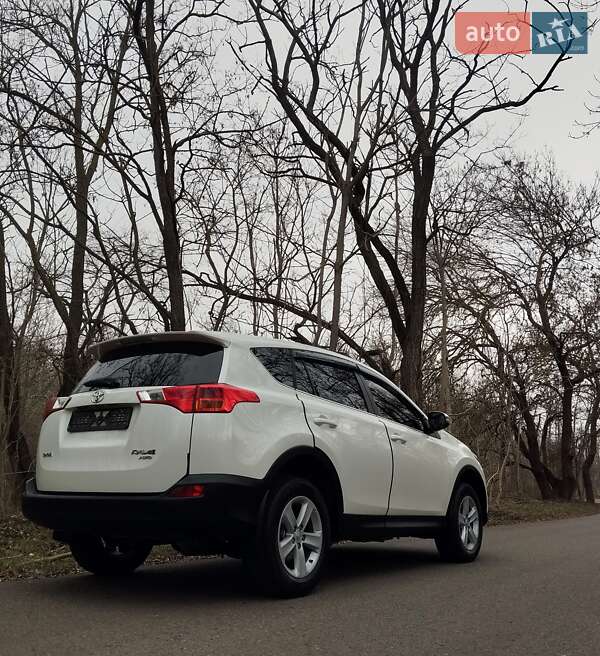 Позашляховик / Кросовер Toyota RAV4 2013 в Одесі