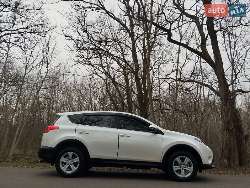 Позашляховик / Кросовер Toyota RAV4 2013 в Одесі