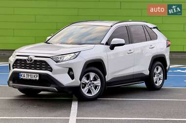 Позашляховик / Кросовер Toyota RAV4 2019 в Києві