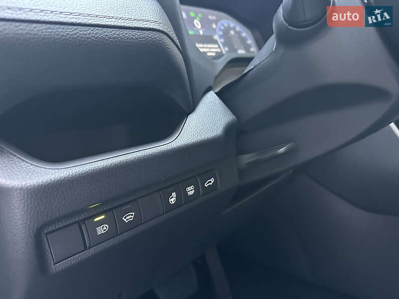 Внедорожник / Кроссовер Toyota RAV4 2023 в Киеве