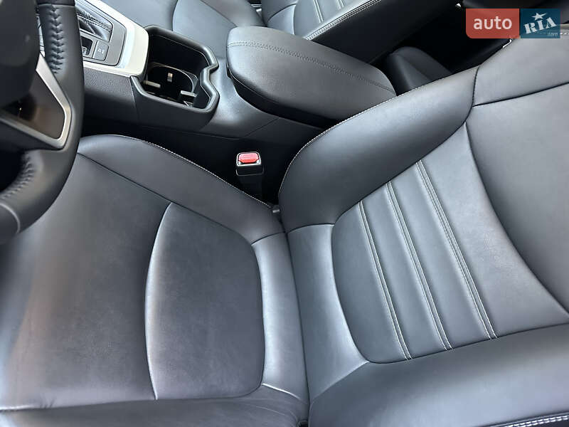 Внедорожник / Кроссовер Toyota RAV4 2023 в Киеве