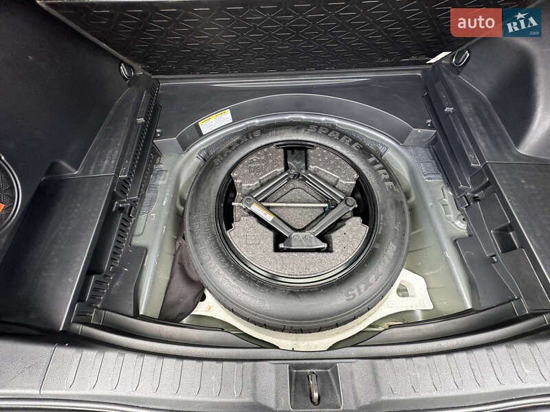 Внедорожник / Кроссовер Toyota RAV4 2021 в Днепре фото 55 Внедорожник / Кроссовер Toyota RAV4 2021 в Днепре