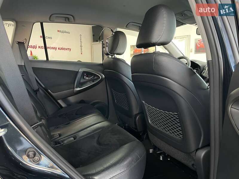 Позашляховик / Кросовер Toyota RAV4 2011 в Києві фото 36 Позашляховик / Кросовер Toyota RAV4 2011 в Києві
