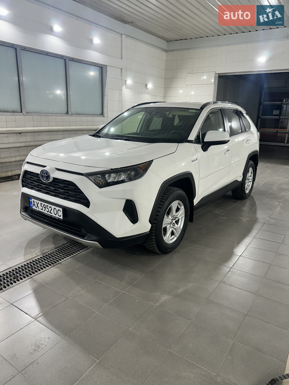 2020 Toyota RAV 4 - мініатюра 11