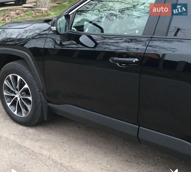 Позашляховик / Кросовер Toyota RAV4 2021 в Кривому Розі