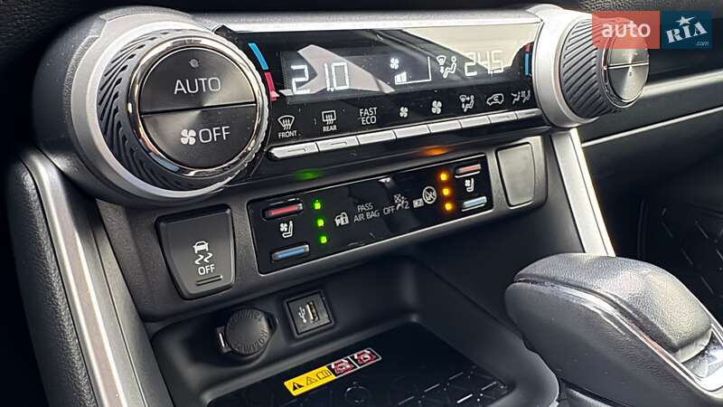 Позашляховик / Кросовер Toyota RAV4 2023 в Івано-Франківську фото 29 Позашляховик / Кросовер Toyota RAV4 2023 в Івано-Франківську