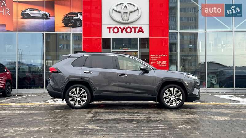 Позашляховик / Кросовер Toyota RAV4 2023 в Івано-Франківську фото 8 Позашляховик / Кросовер Toyota RAV4 2023 в Івано-Франківську