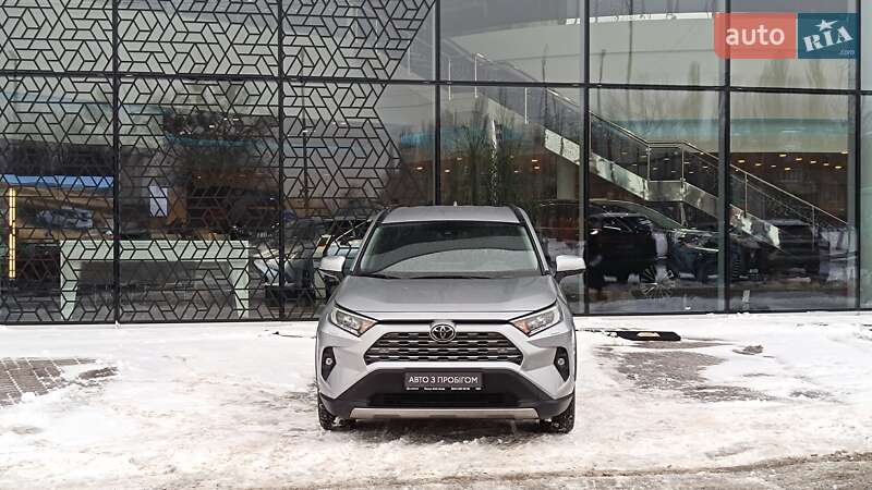 Позашляховик / Кросовер Toyota RAV4 2022 в Києві фото 4 Позашляховик / Кросовер Toyota RAV4 2022 в Києві