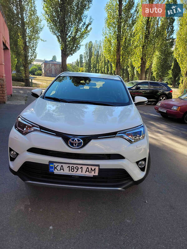 Toyota RAV4 2017