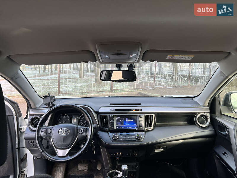 Внедорожник / Кроссовер Toyota RAV4 2017 в Николаеве фото 11 Внедорожник / Кроссовер Toyota RAV4 2017 в Николаеве