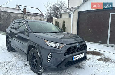 Позашляховик / Кросовер Toyota RAV4 2021 в Одесі