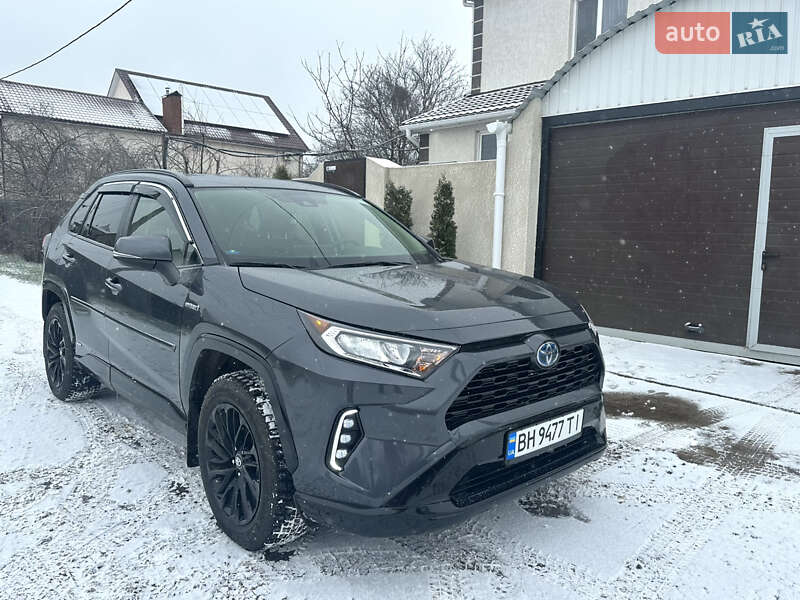 Toyota RAV4 2021