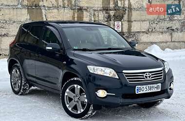 Внедорожник / Кроссовер Toyota RAV4 2011 в Тернополе