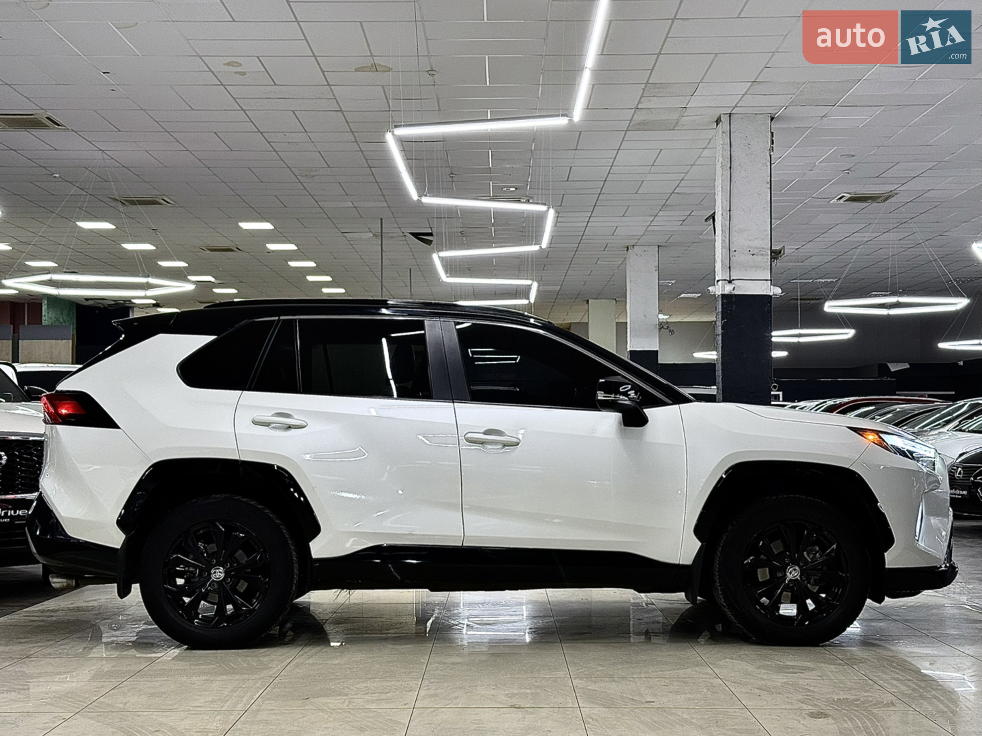 2022 Toyota RAV 4 - мініатюра 8