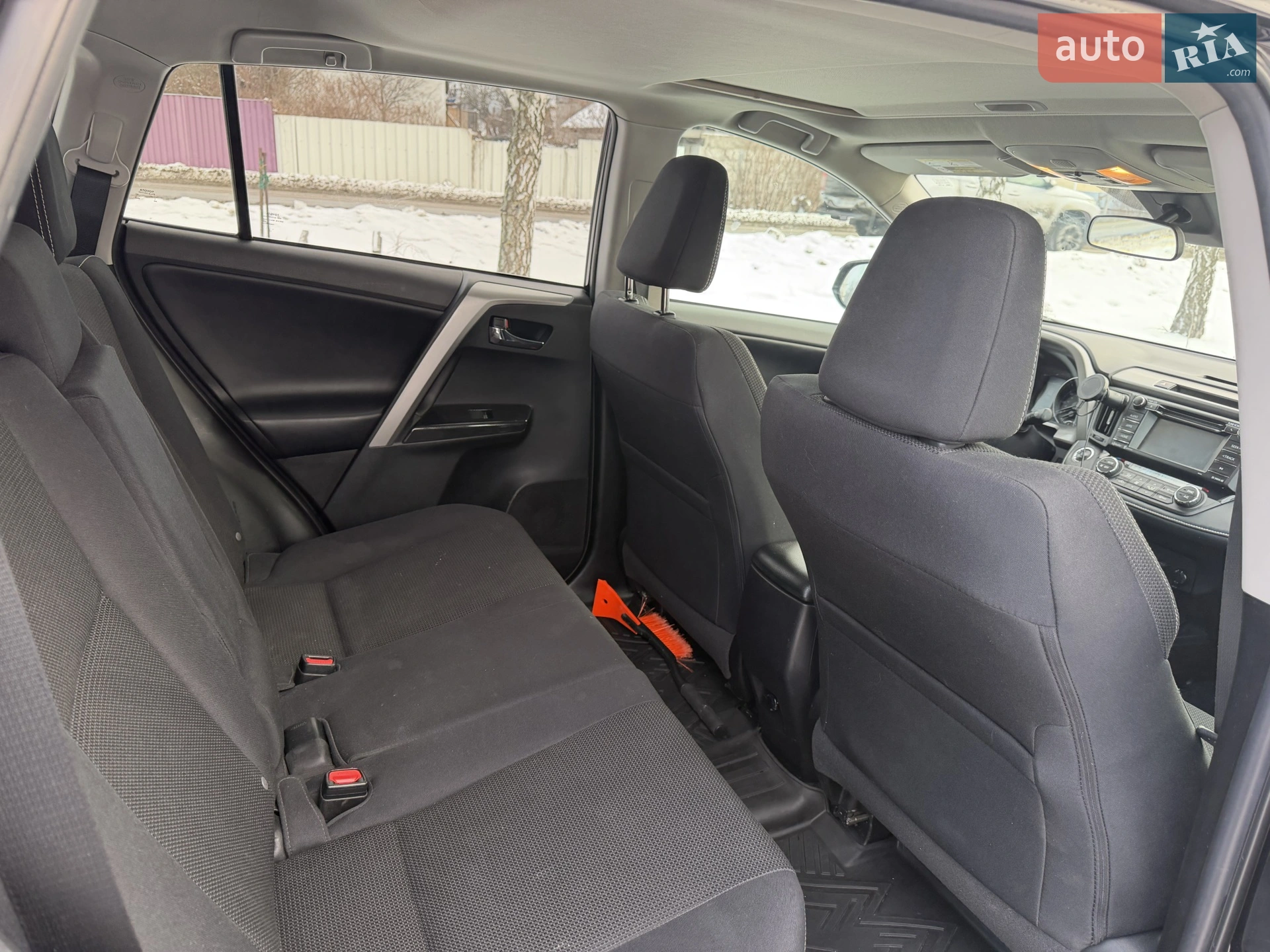 2018 Toyota RAV 4 - мініатюра 11