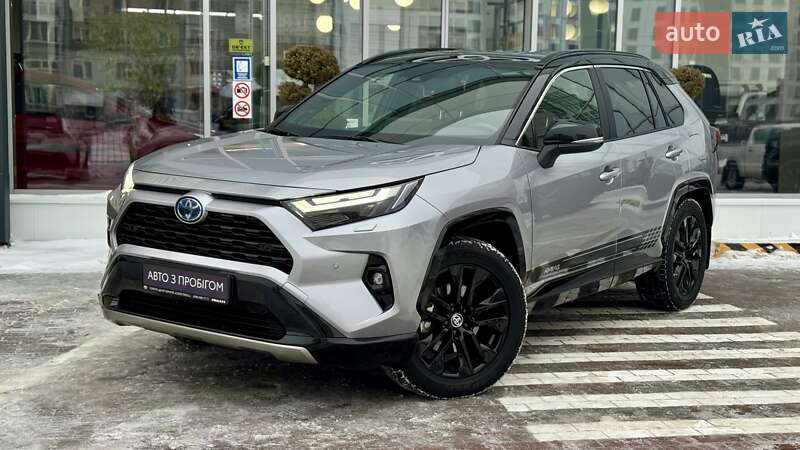 Toyota RAV4 2024