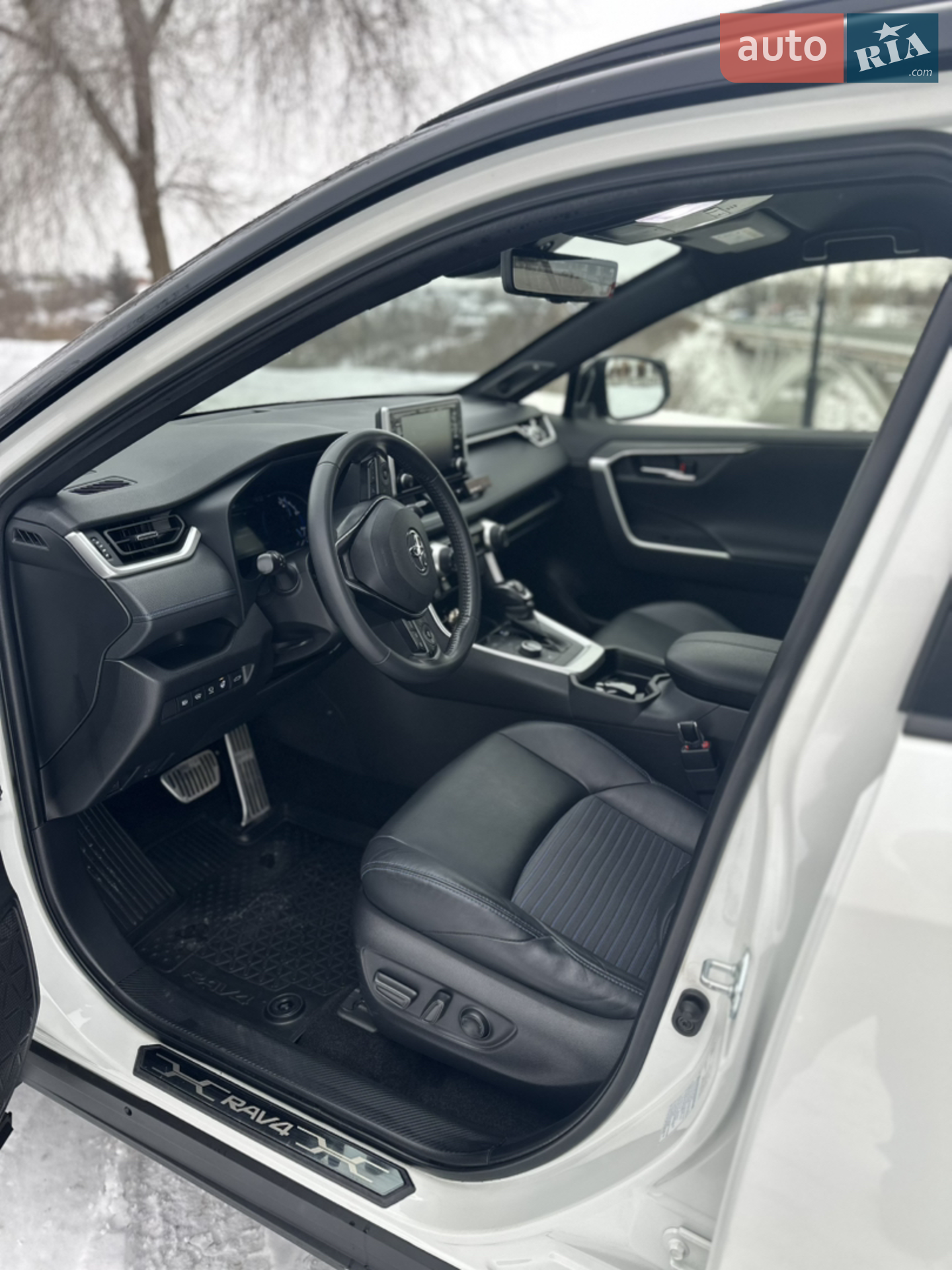 2020 Toyota RAV 4 - мініатюра 10