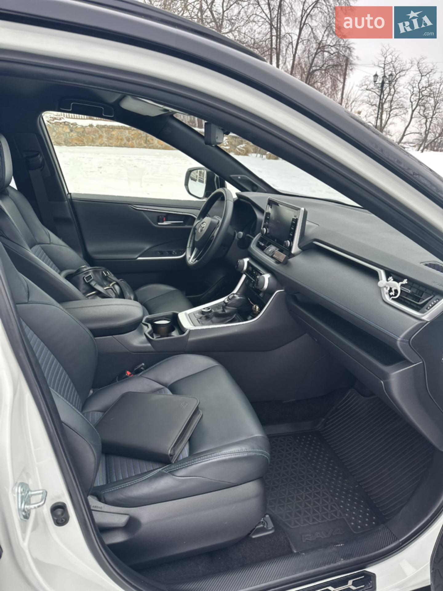 2020 Toyota RAV 4 - мініатюра 16