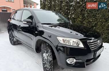 Внедорожник / Кроссовер Toyota RAV4 2011 в Виннице