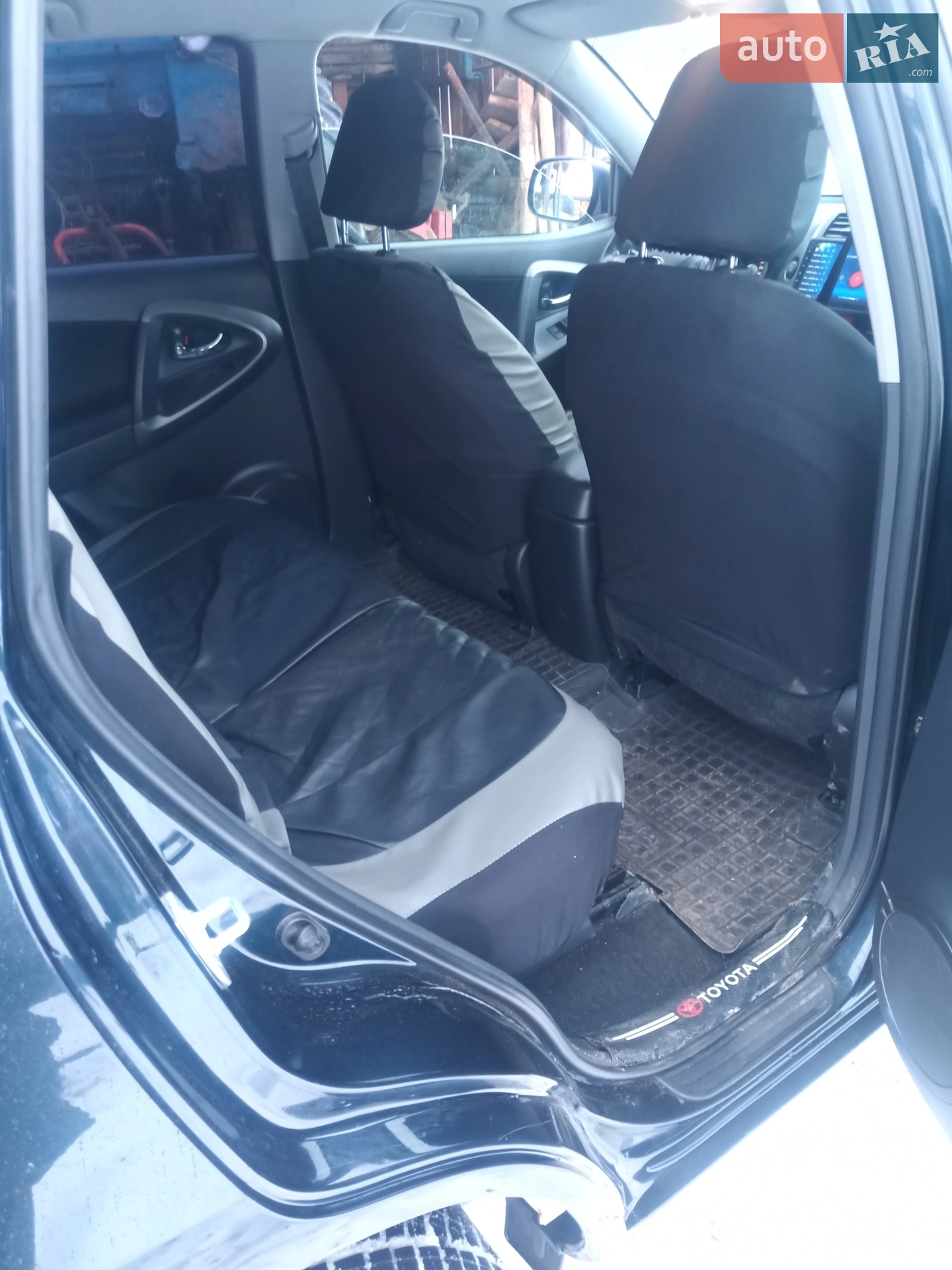 2011 Toyota RAV 4 - мініатюра 8