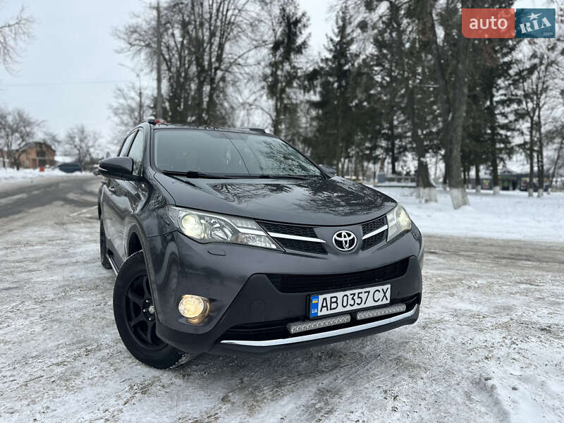 Внедорожник / Кроссовер Toyota RAV4 2014 в Виннице