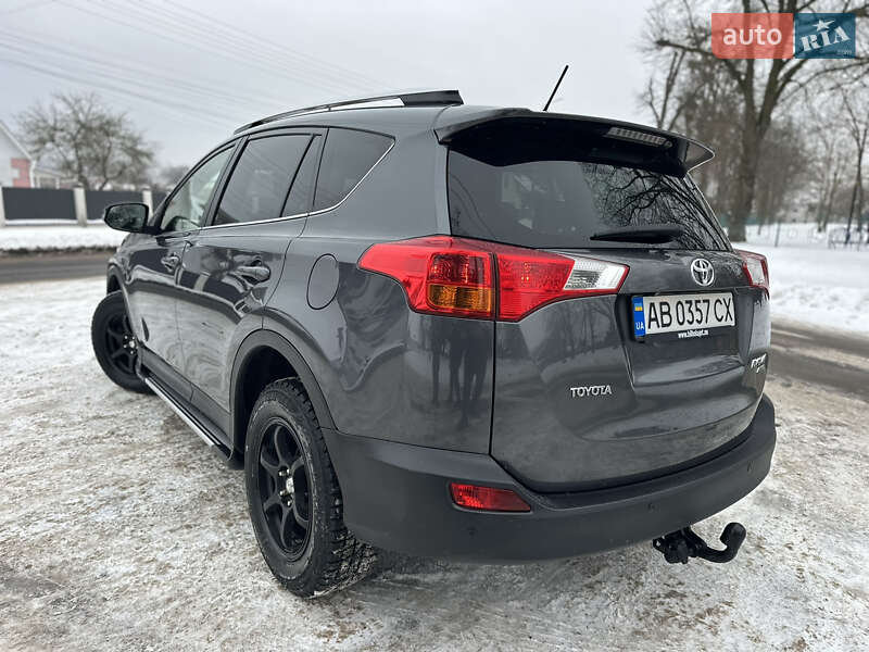 Внедорожник / Кроссовер Toyota RAV4 2014 в Виннице