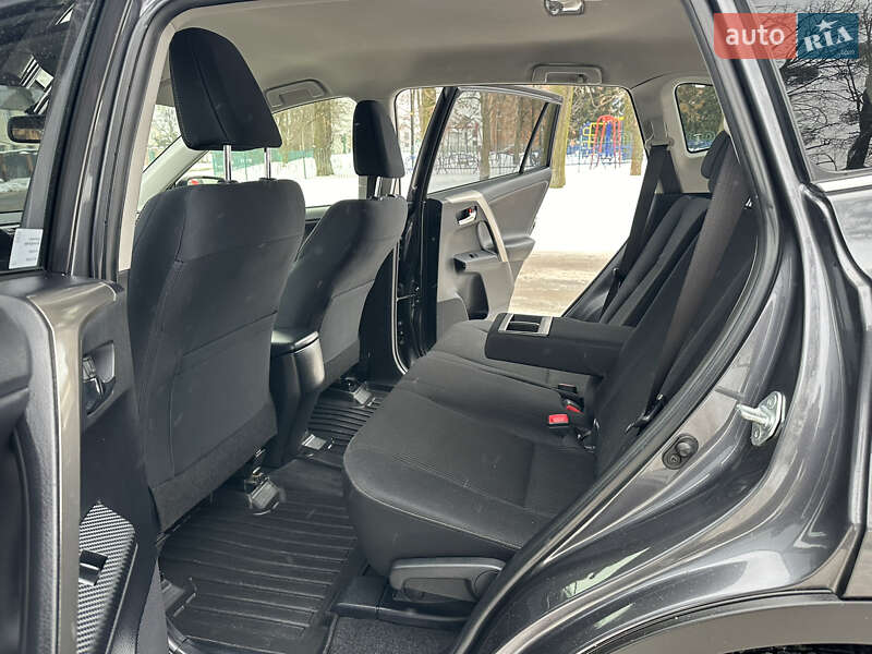 Внедорожник / Кроссовер Toyota RAV4 2014 в Виннице