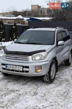 Внедорожник / Кроссовер Toyota RAV4 2001 в Черкассах