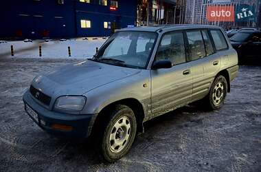 Позашляховик / Кросовер Toyota RAV4 1997 в Києві