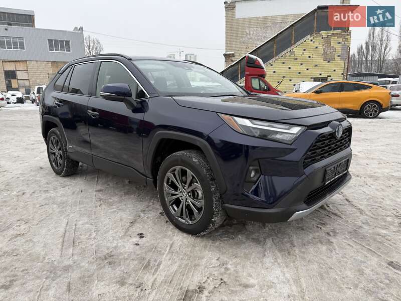 Внедорожник / Кроссовер Toyota RAV4 2023 в Киеве фото 3 Внедорожник / Кроссовер Toyota RAV4 2023 в Киеве