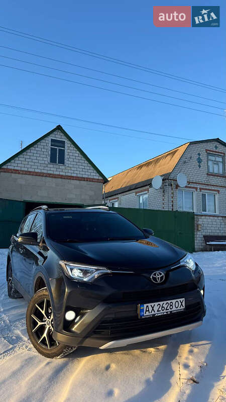 Внедорожник / Кроссовер Toyota RAV4 2017 в Новой Водолаге фото 4 Внедорожник / Кроссовер Toyota RAV4 2017 в Новой Водолаге