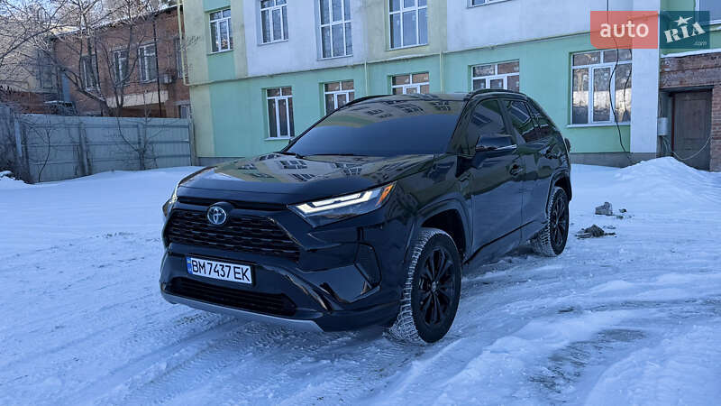 Внедорожник / Кроссовер Toyota RAV4 2022 в Киеве