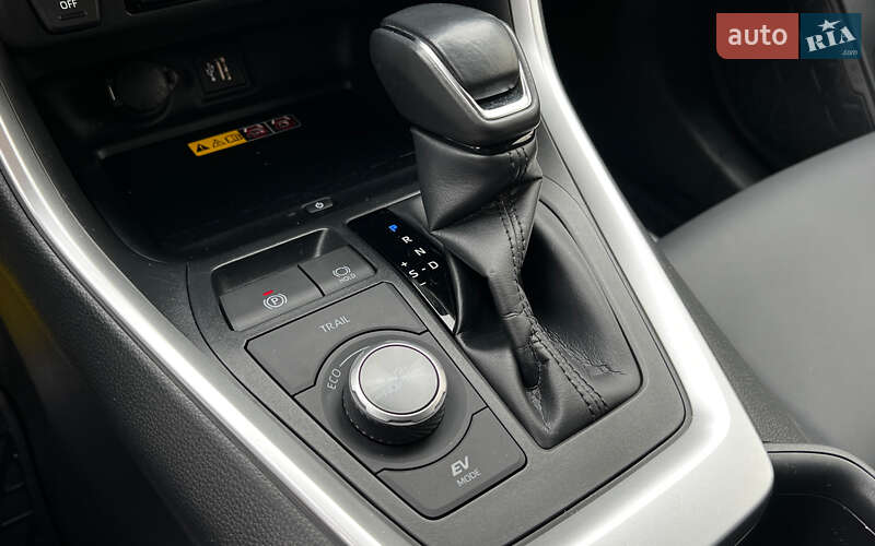 Внедорожник / Кроссовер Toyota RAV4 2024 в Львове фото 17 Внедорожник / Кроссовер Toyota RAV4 2024 в Львове