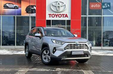 Позашляховик / Кросовер Toyota RAV4 2024 в Івано-Франківську