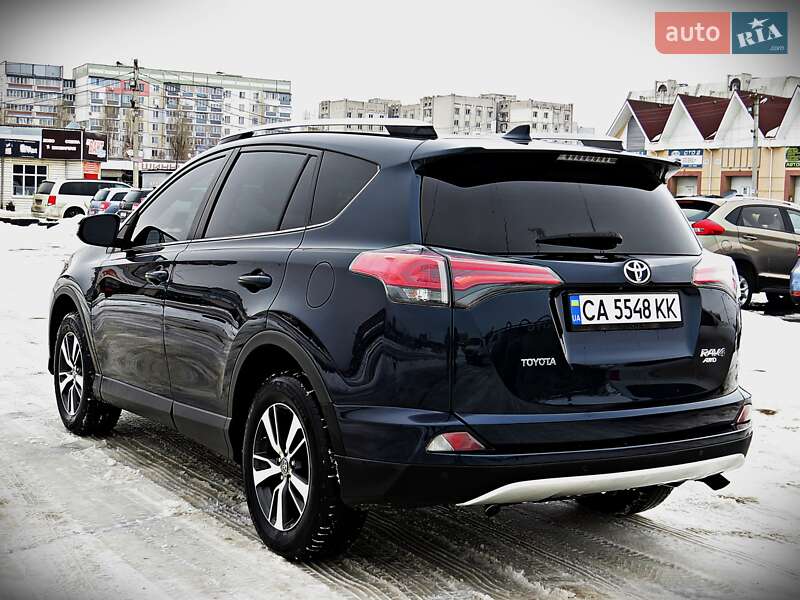Внедорожник / Кроссовер Toyota RAV4 2017 в Черкассах фото 4 Внедорожник / Кроссовер Toyota RAV4 2017 в Черкассах