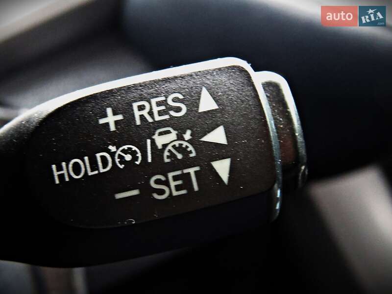 Внедорожник / Кроссовер Toyota RAV4 2017 в Черкассах фото 11 Внедорожник / Кроссовер Toyota RAV4 2017 в Черкассах