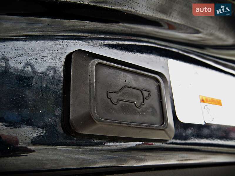 Внедорожник / Кроссовер Toyota RAV4 2017 в Черкассах фото 19 Внедорожник / Кроссовер Toyota RAV4 2017 в Черкассах